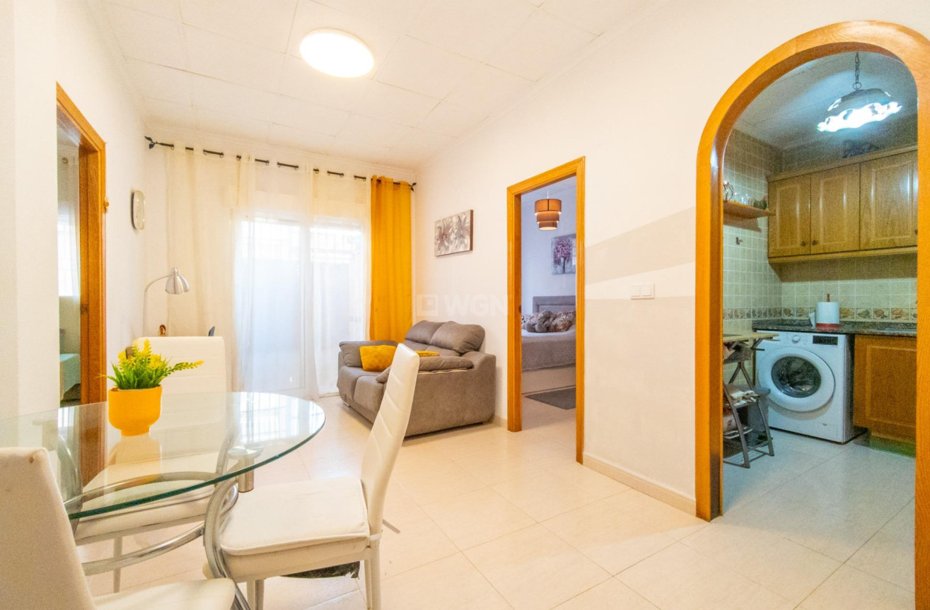 Resale - Apartment / flat - Torrevieja - Centro