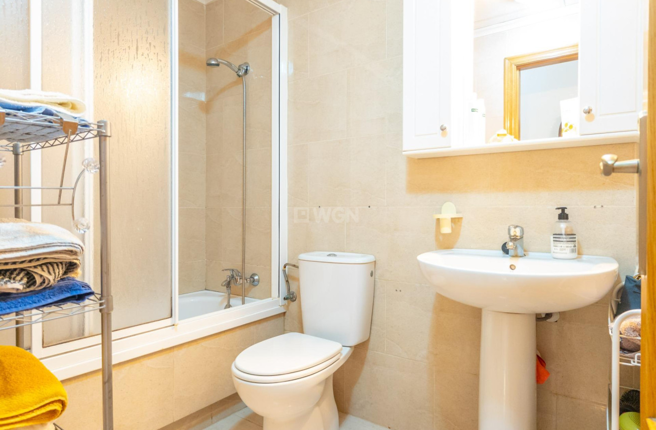 Resale - Apartment / flat - Torrevieja - Centro