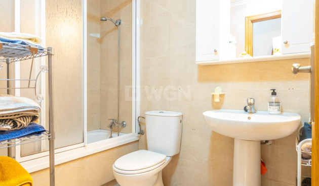 Resale - Apartment / flat - Torrevieja - Centro