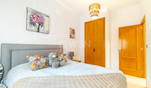 Resale - Apartment / flat - Torrevieja - Centro