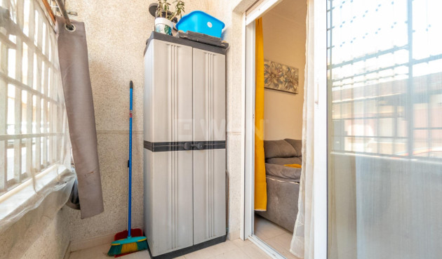 Resale - Apartment / flat - Torrevieja - Centro