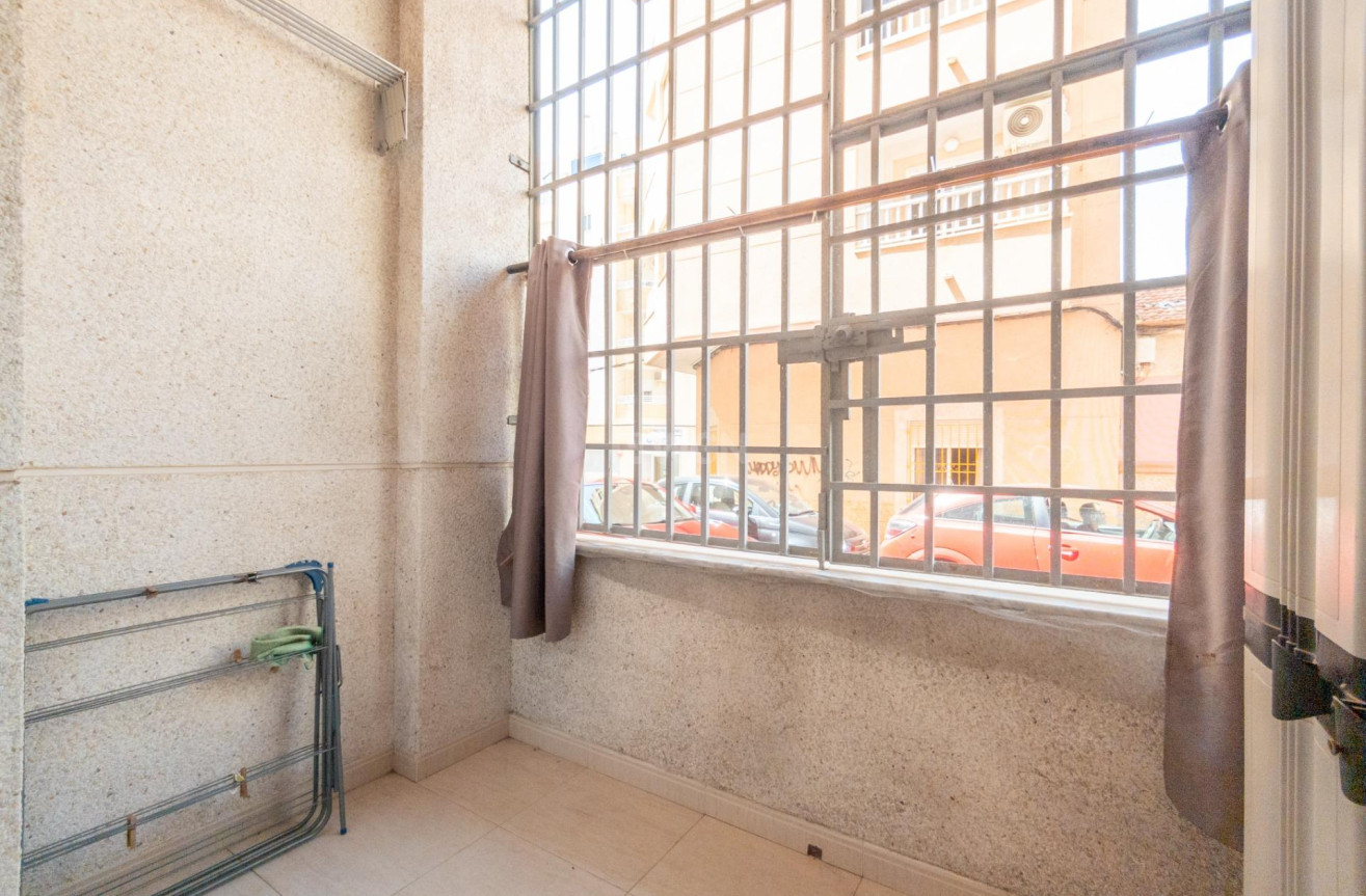 Resale - Apartment / flat - Torrevieja - Centro