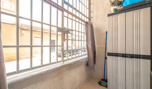 Resale - Apartment / flat - Torrevieja - Centro