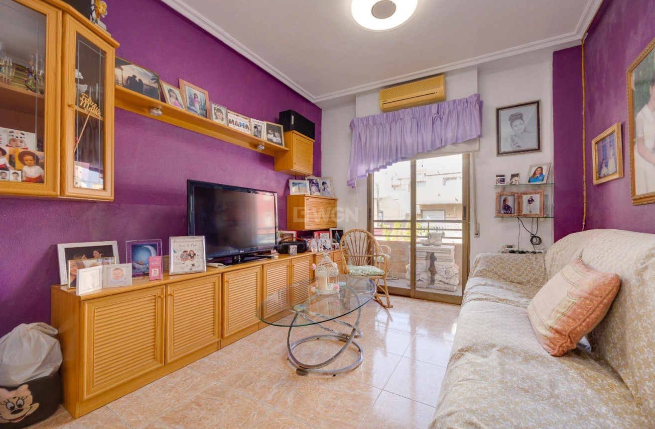 Resale - Apartment / flat - Torrevieja - Centro
