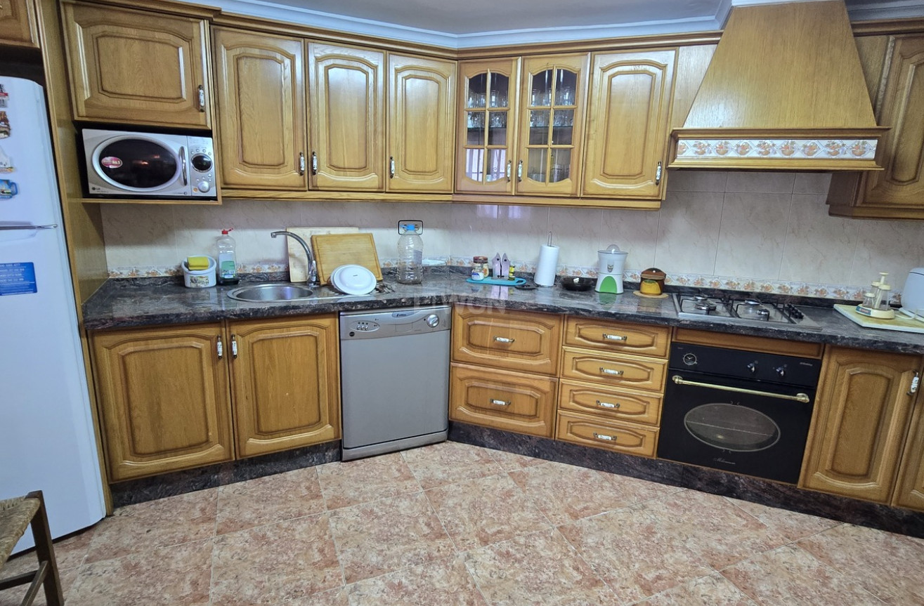 Resale - Townhouse - Alcaucín - Inland