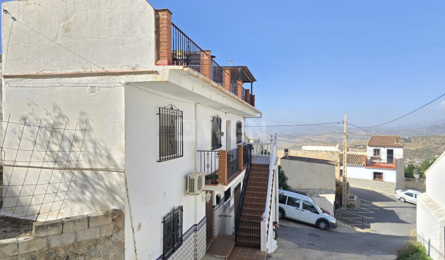 Resale - Townhouse - Alcaucín - Inland