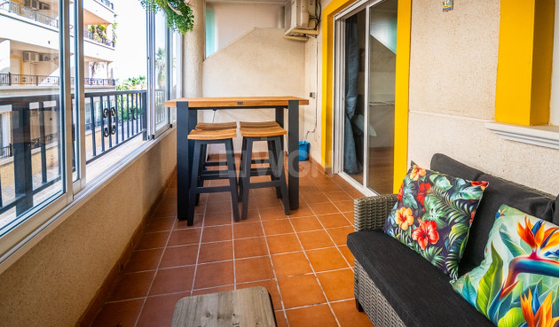 Odsprzedaż - Mieszkanie w bloku - Orihuela Costa - Costa Blanca