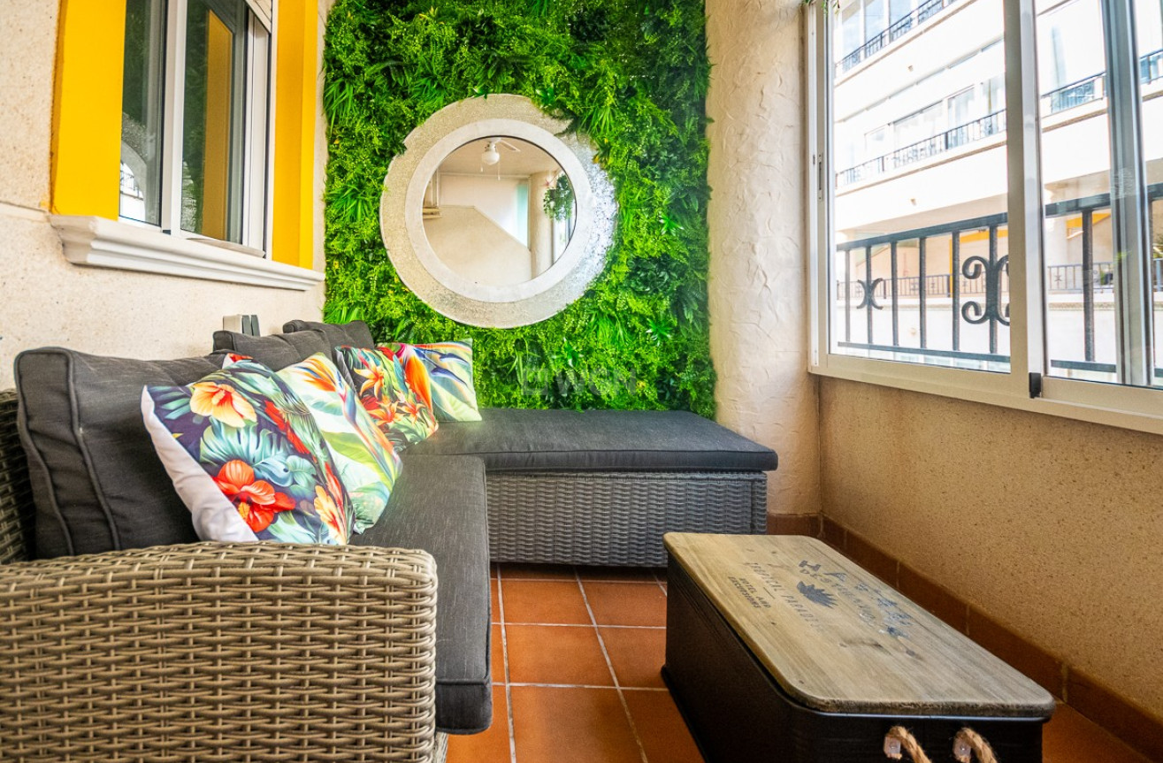 Odsprzedaż - Mieszkanie w bloku - Orihuela Costa - Costa Blanca