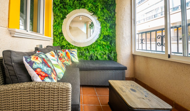 Odsprzedaż - Mieszkanie w bloku - Orihuela Costa - Costa Blanca