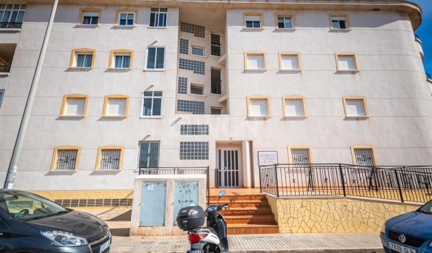 Odsprzedaż - Mieszkanie w bloku - Orihuela Costa - Costa Blanca