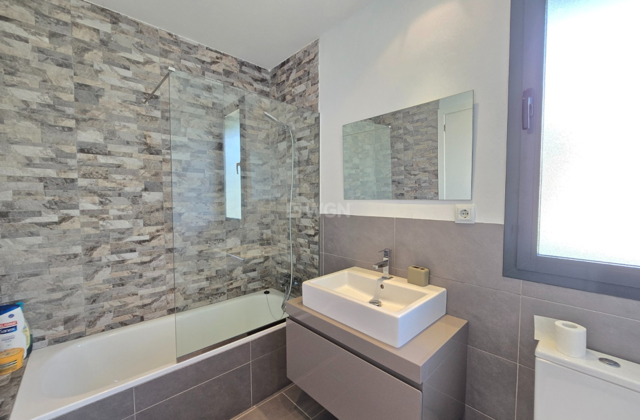 Resale - Apartment / flat - Orihuela Costa - Costa Blanca