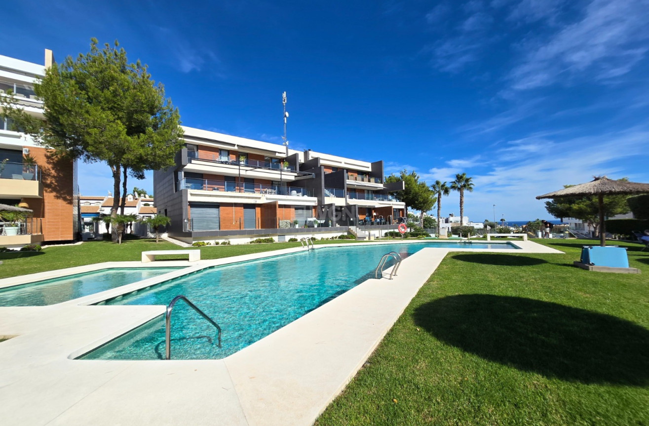 Resale - Apartment / flat - Orihuela Costa - Costa Blanca