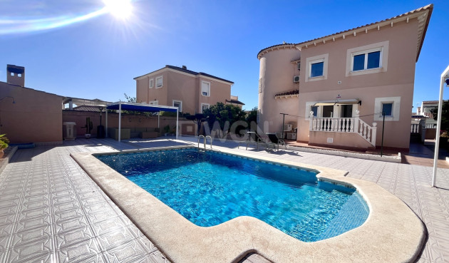 Reventa - Villa - La Zenia - Costa Blanca