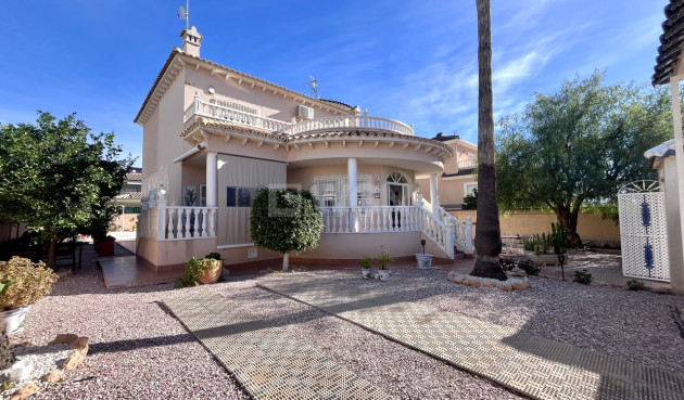 Reventa - Villa - La Zenia - Costa Blanca