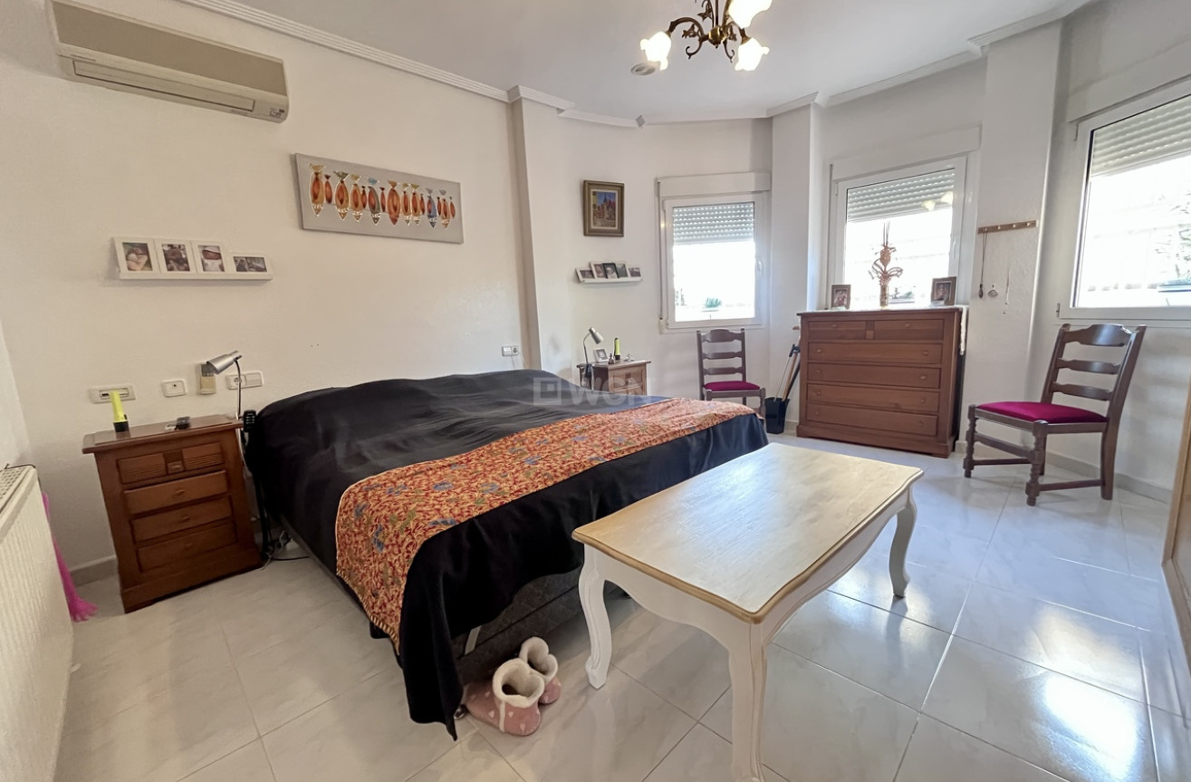 Reventa - Villa - La Zenia - Costa Blanca