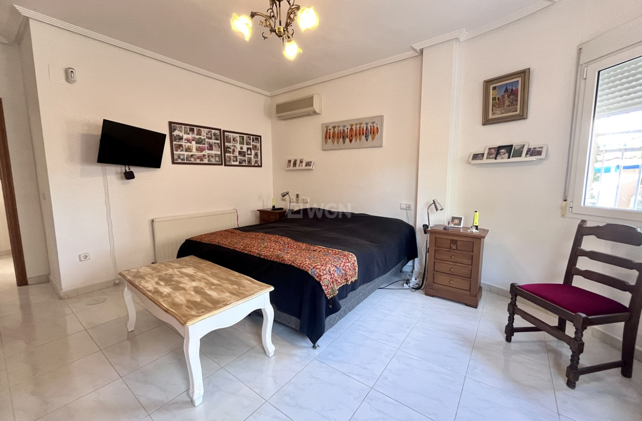 Reventa - Villa - La Zenia - Costa Blanca