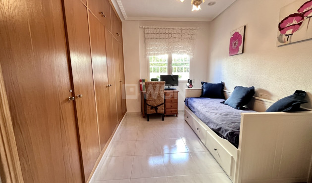 Reventa - Villa - La Zenia - Costa Blanca