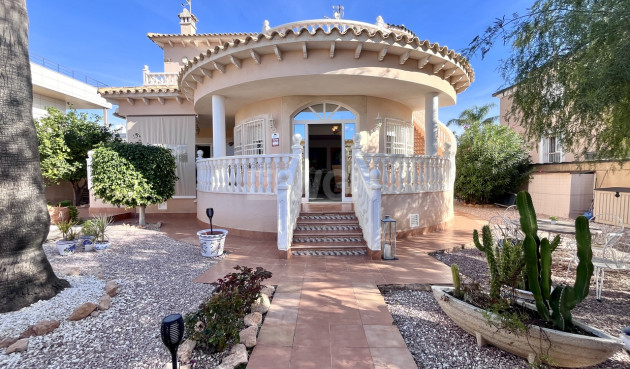 Reventa - Villa - La Zenia - Costa Blanca