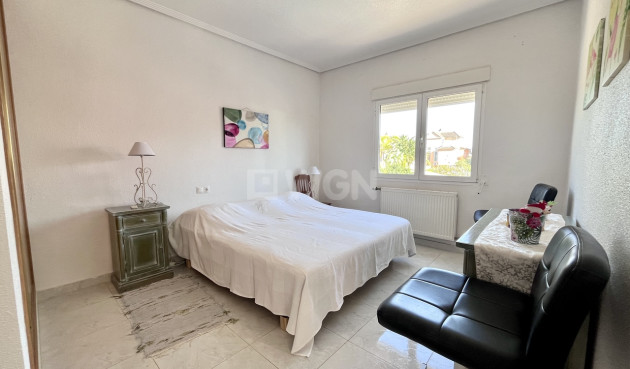 Reventa - Villa - La Zenia - Costa Blanca