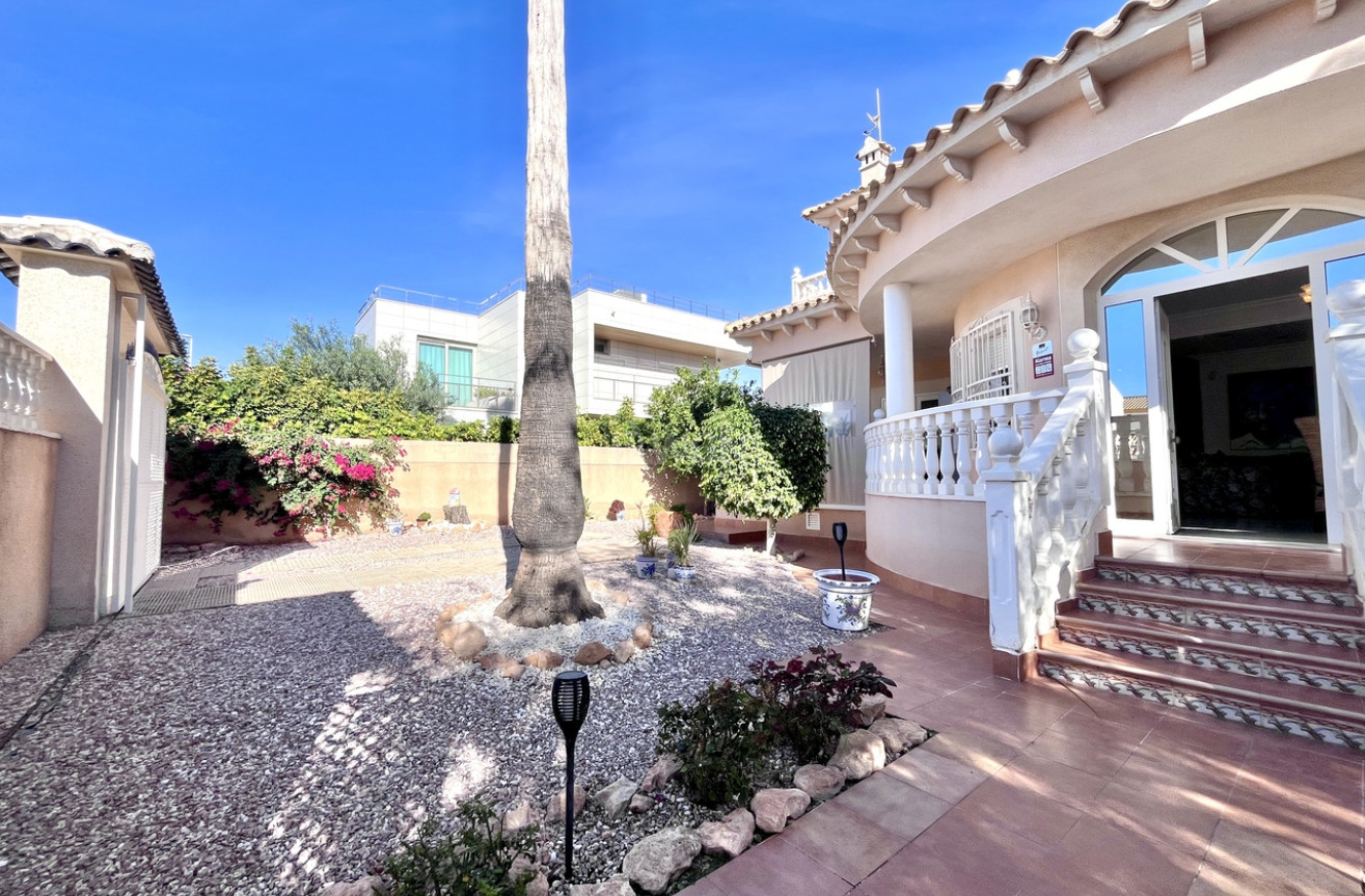 Reventa - Villa - La Zenia - Costa Blanca