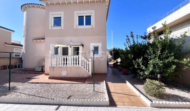 Reventa - Villa - La Zenia - Costa Blanca