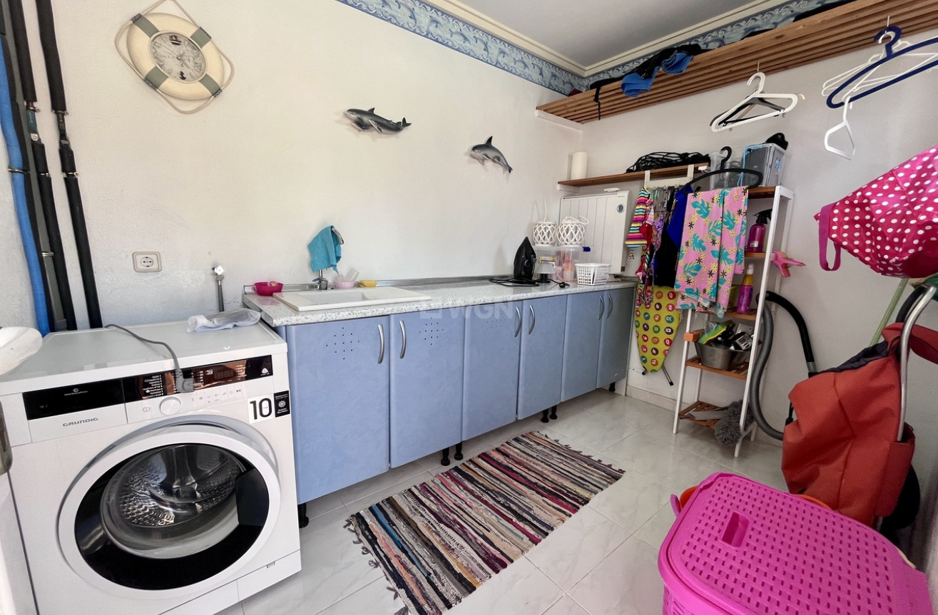 Reventa - Villa - La Zenia - Costa Blanca