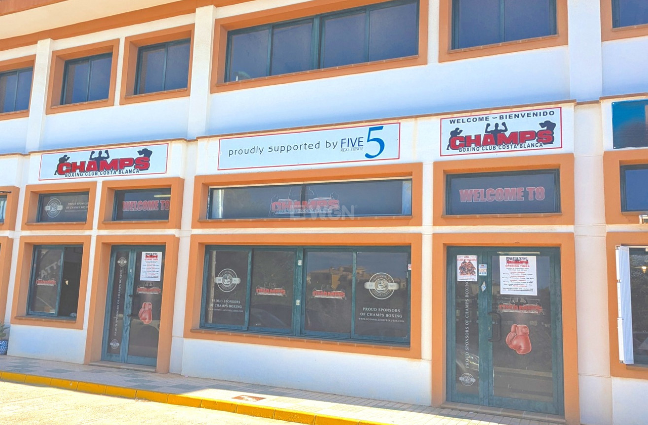 Odsprzedaż - Reklama w telewizji - Villamartin - La Fuente