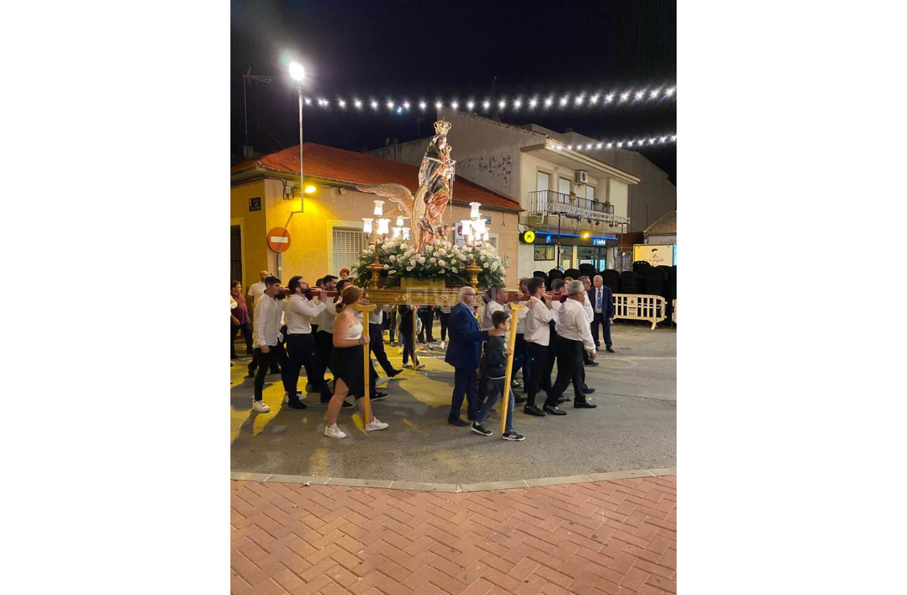 Odsprzedaż - Mieszkanie w bloku - Sucina - Inland