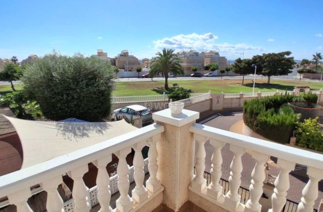 Resale - Duplex - Orihuela Costa - Costa Blanca