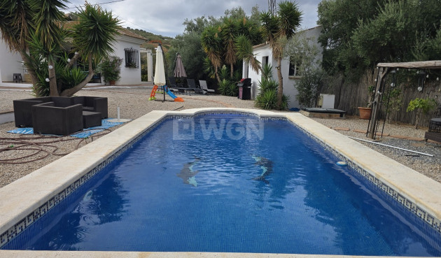 Odsprzedaż - Villa - Alcaucín - Inland