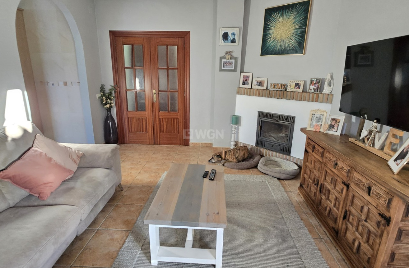 Odsprzedaż - Villa - Alcaucín - Inland