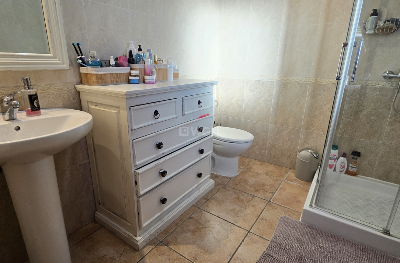 Odsprzedaż - Villa - Alcaucín - Inland