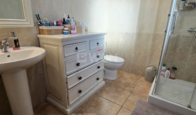 Odsprzedaż - Villa - Alcaucín - Inland