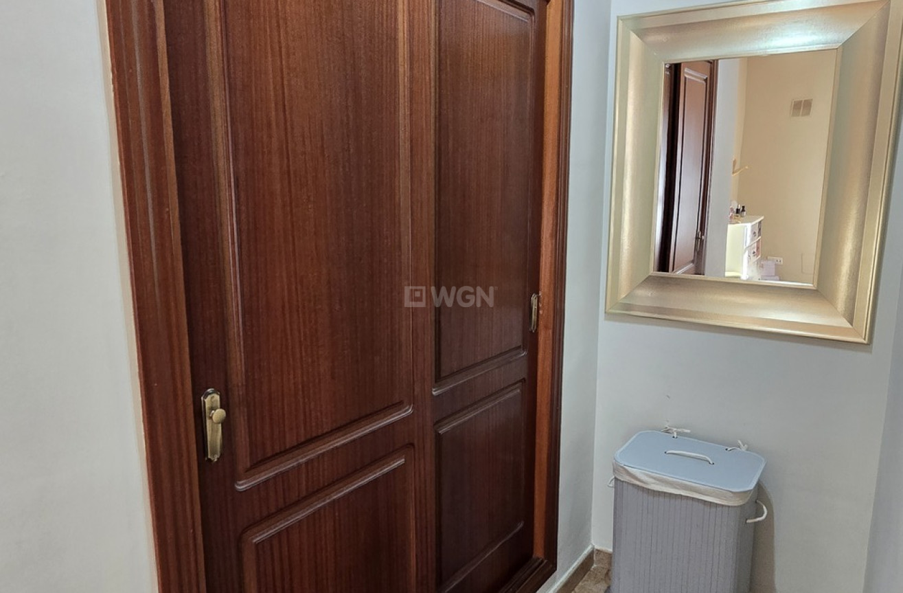 Odsprzedaż - Villa - Alcaucín - Inland