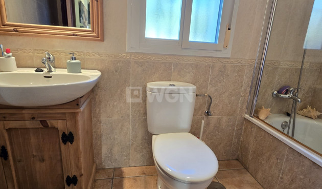 Odsprzedaż - Villa - Alcaucín - Inland