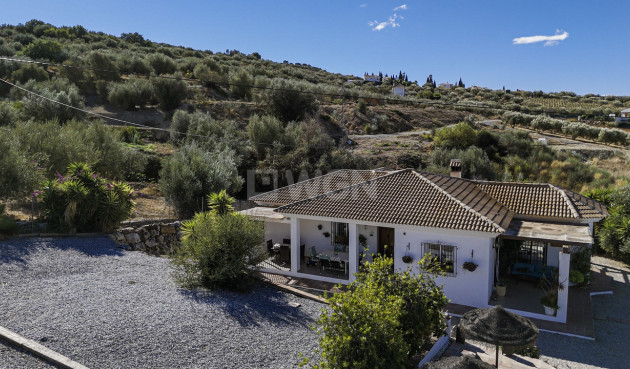 Odsprzedaż - Villa - Alcaucín - Inland