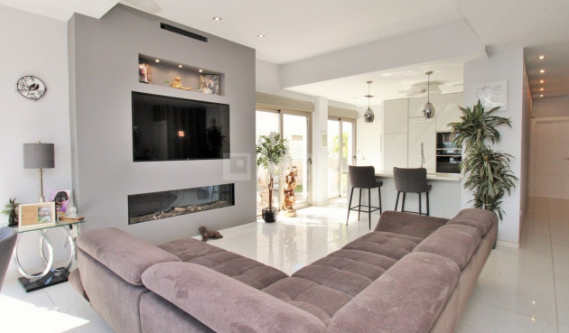 Resale - Villa - Villamartin - Costa Blanca