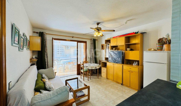 Resale - Apartment / flat - La Mata - Costa Blanca