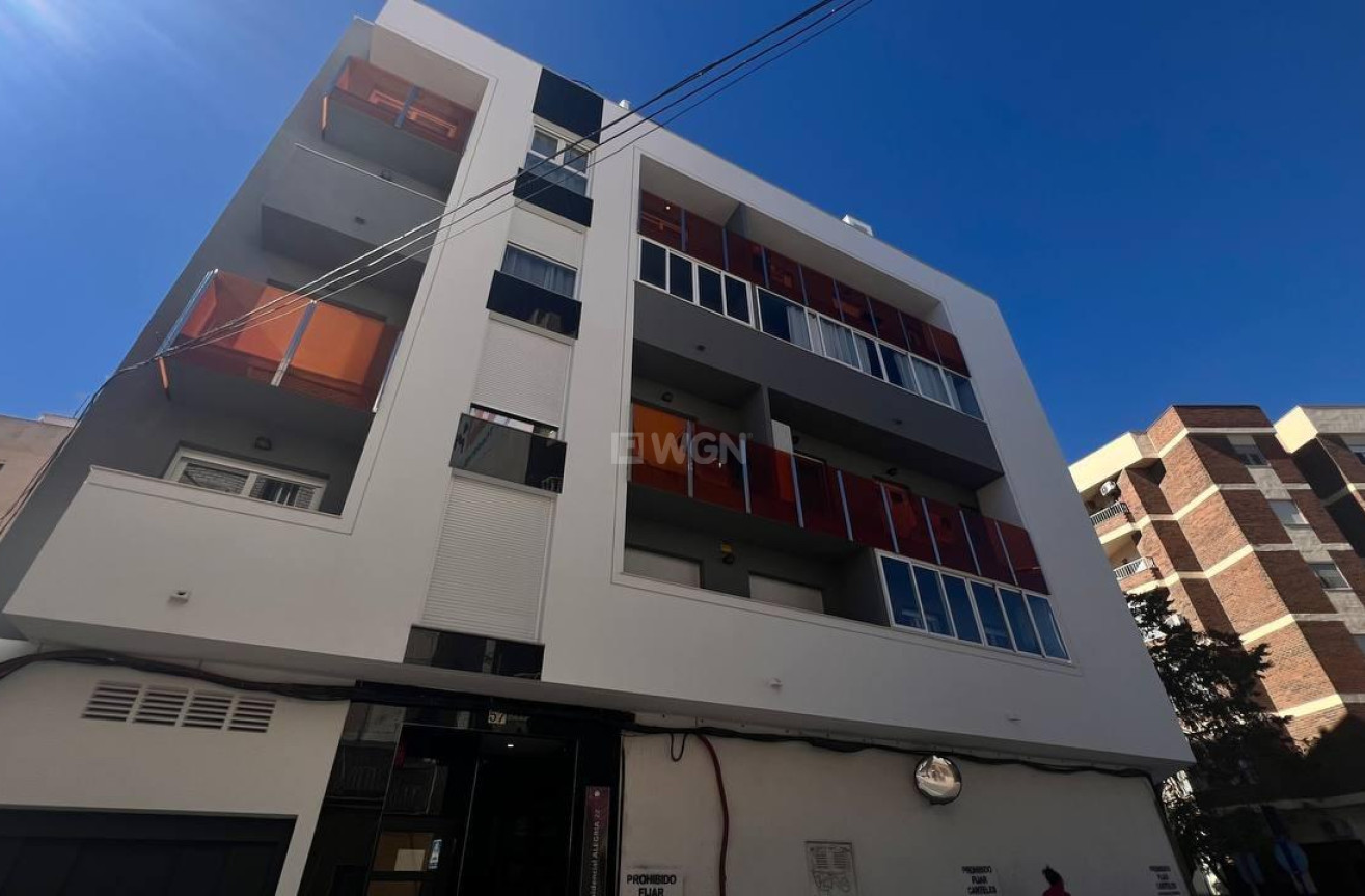 Resale - Apartment / flat - Torrevieja - PARQUE DE LAS NACIONES