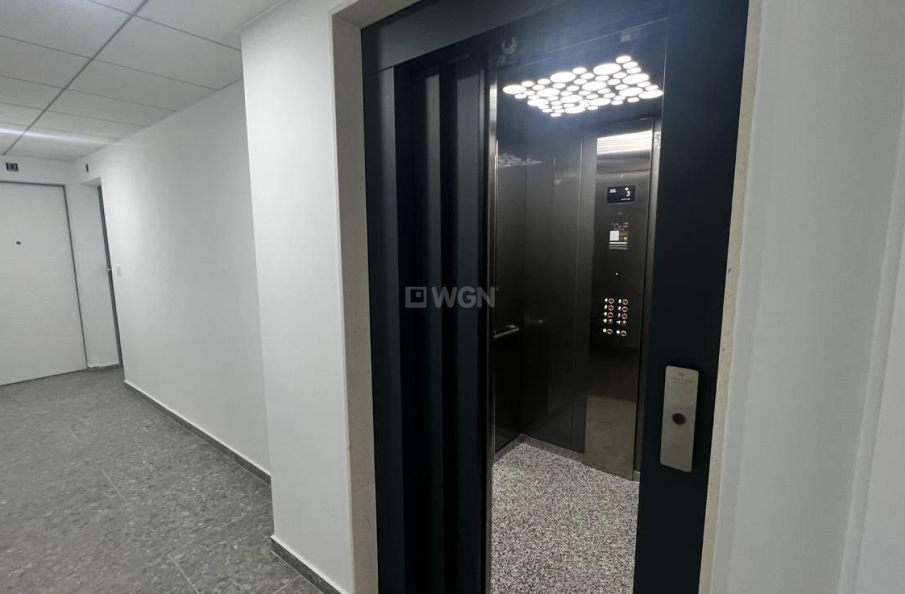 Resale - Apartment / flat - Torrevieja - PARQUE DE LAS NACIONES