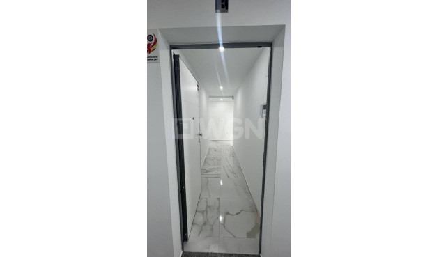 Resale - Apartment / flat - Torrevieja - PARQUE DE LAS NACIONES