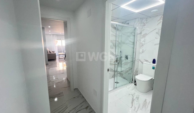 Resale - Apartment / flat - Torrevieja - PARQUE DE LAS NACIONES
