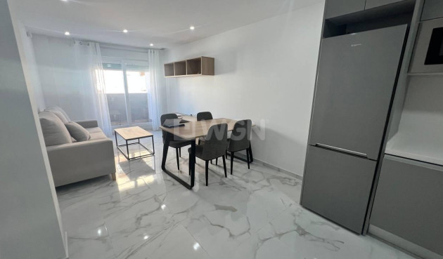 Resale - Apartment / flat - Torrevieja - PARQUE DE LAS NACIONES