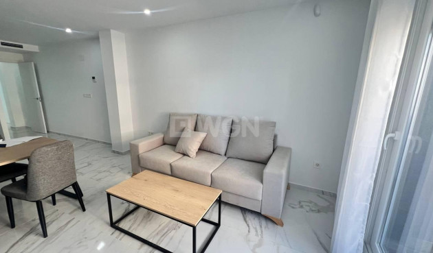 Resale - Apartment / flat - Torrevieja - PARQUE DE LAS NACIONES