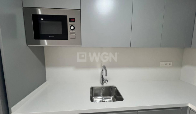 Resale - Apartment / flat - Torrevieja - PARQUE DE LAS NACIONES