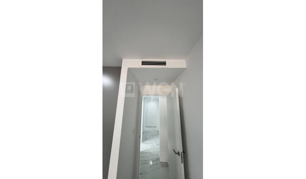 Resale - Apartment / flat - Torrevieja - PARQUE DE LAS NACIONES