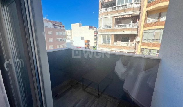 Resale - Apartment / flat - Torrevieja - PARQUE DE LAS NACIONES