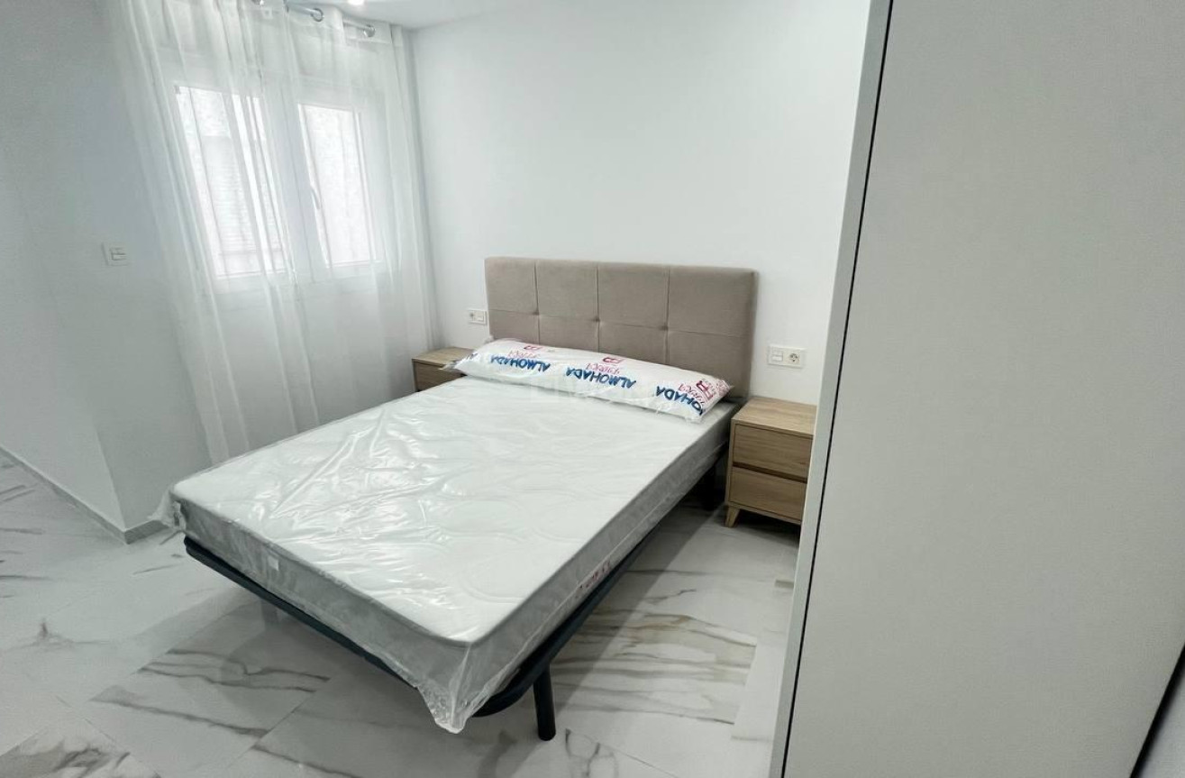 Resale - Apartment / flat - Torrevieja - PARQUE DE LAS NACIONES