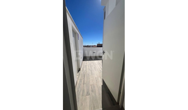 Resale - Apartment / flat - Torrevieja - PARQUE DE LAS NACIONES