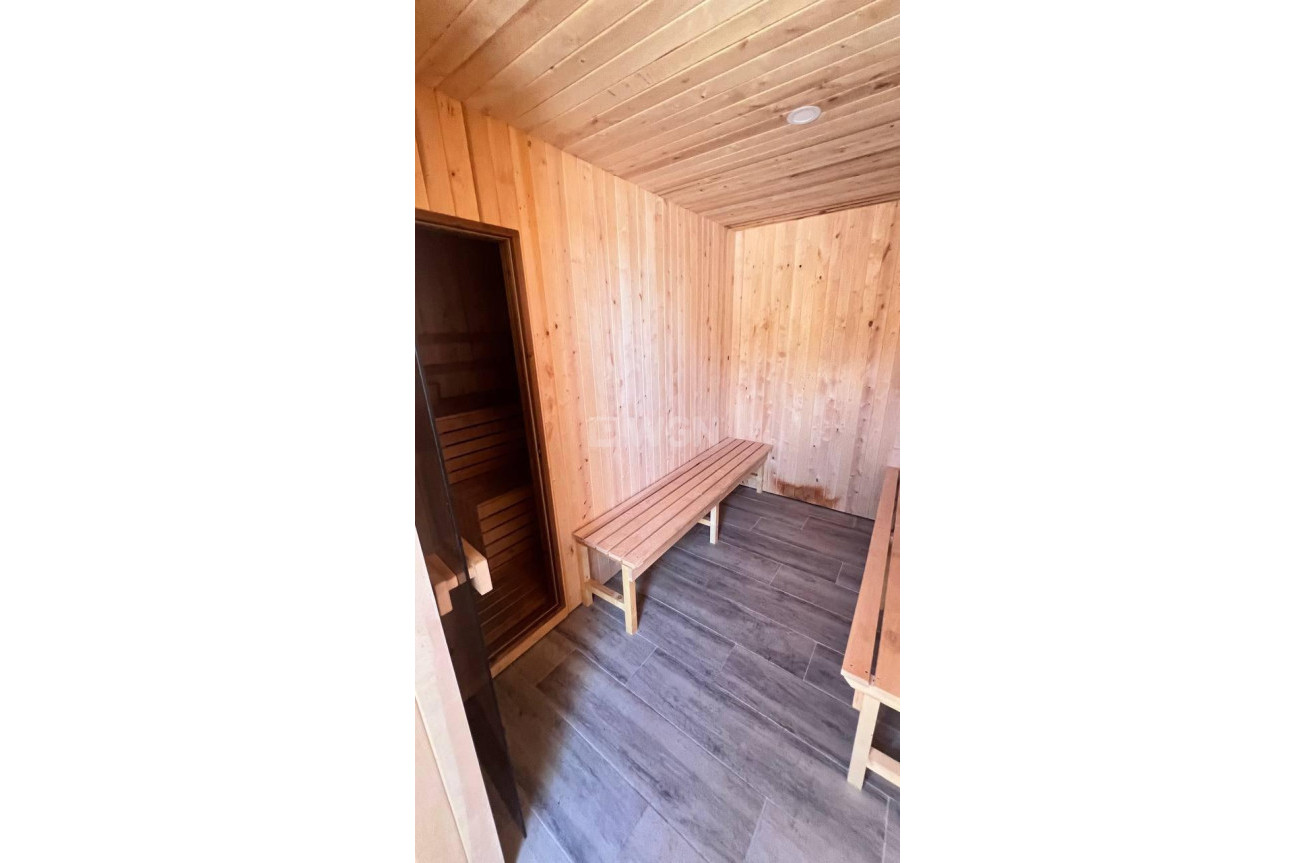 Resale - Apartment / flat - Torrevieja - PARQUE DE LAS NACIONES